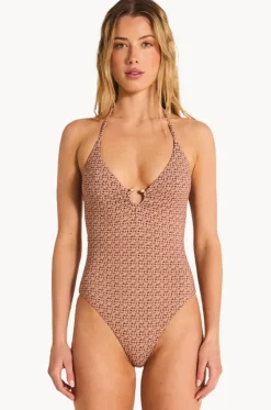 Alisande Irena One Piece