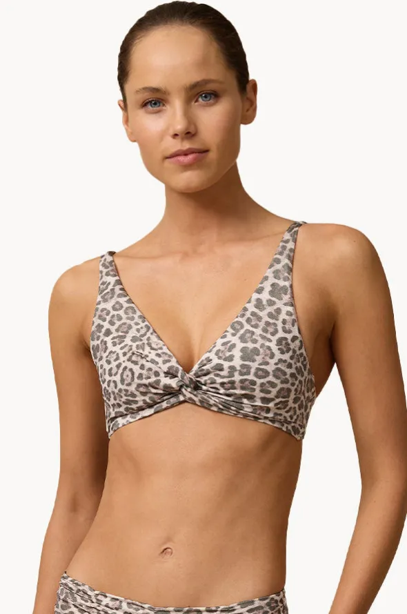 Belle Multi Fit Twist Crop