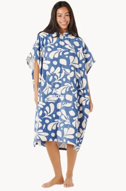 Blissful Mixed Hooded Towel
