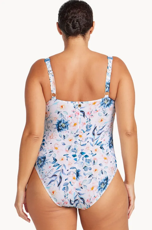 Cordelia Delacroix One Piece