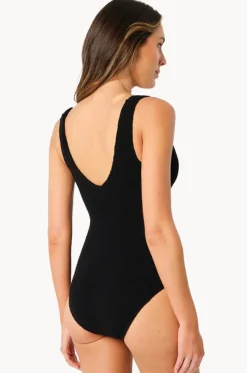 Crinkle Classic Ring V Neck One Piece