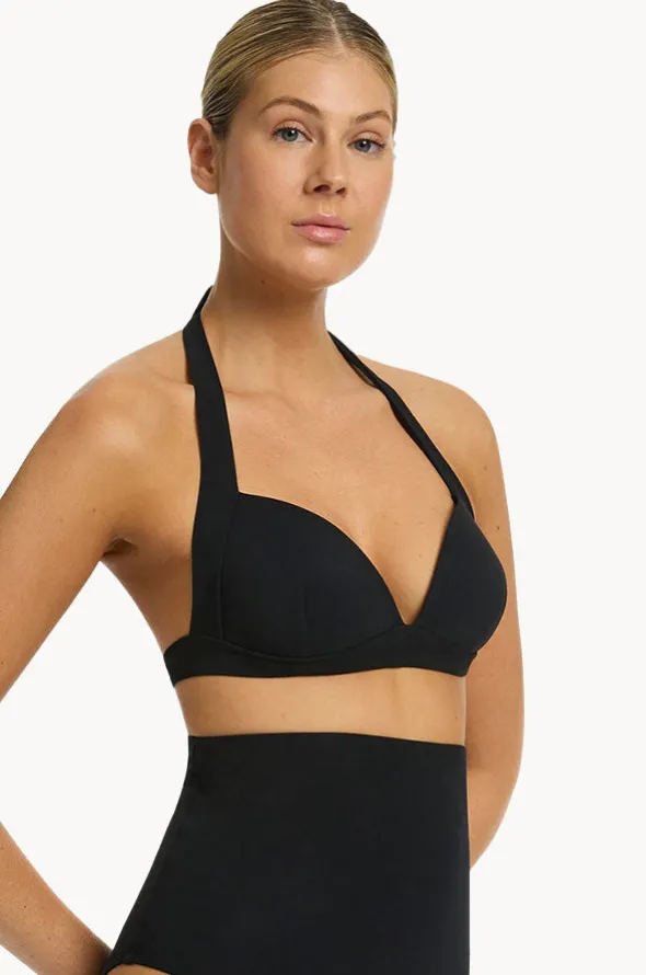 Jetset Moulded Halter