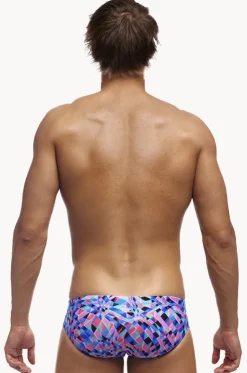 Mens Warp Tour Brief