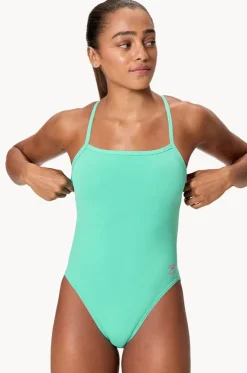 Solid V-back 2.0 One Piece