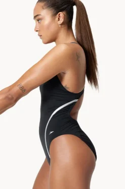Vanquisher Movement Back One Piece