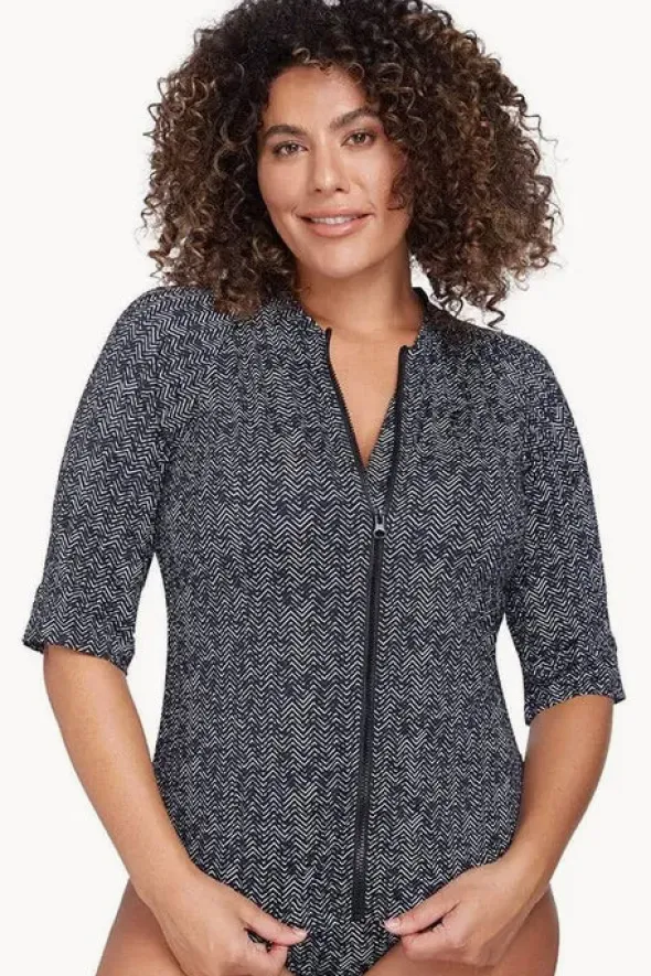 Zig Zag Short Sleeve Zip Suntop